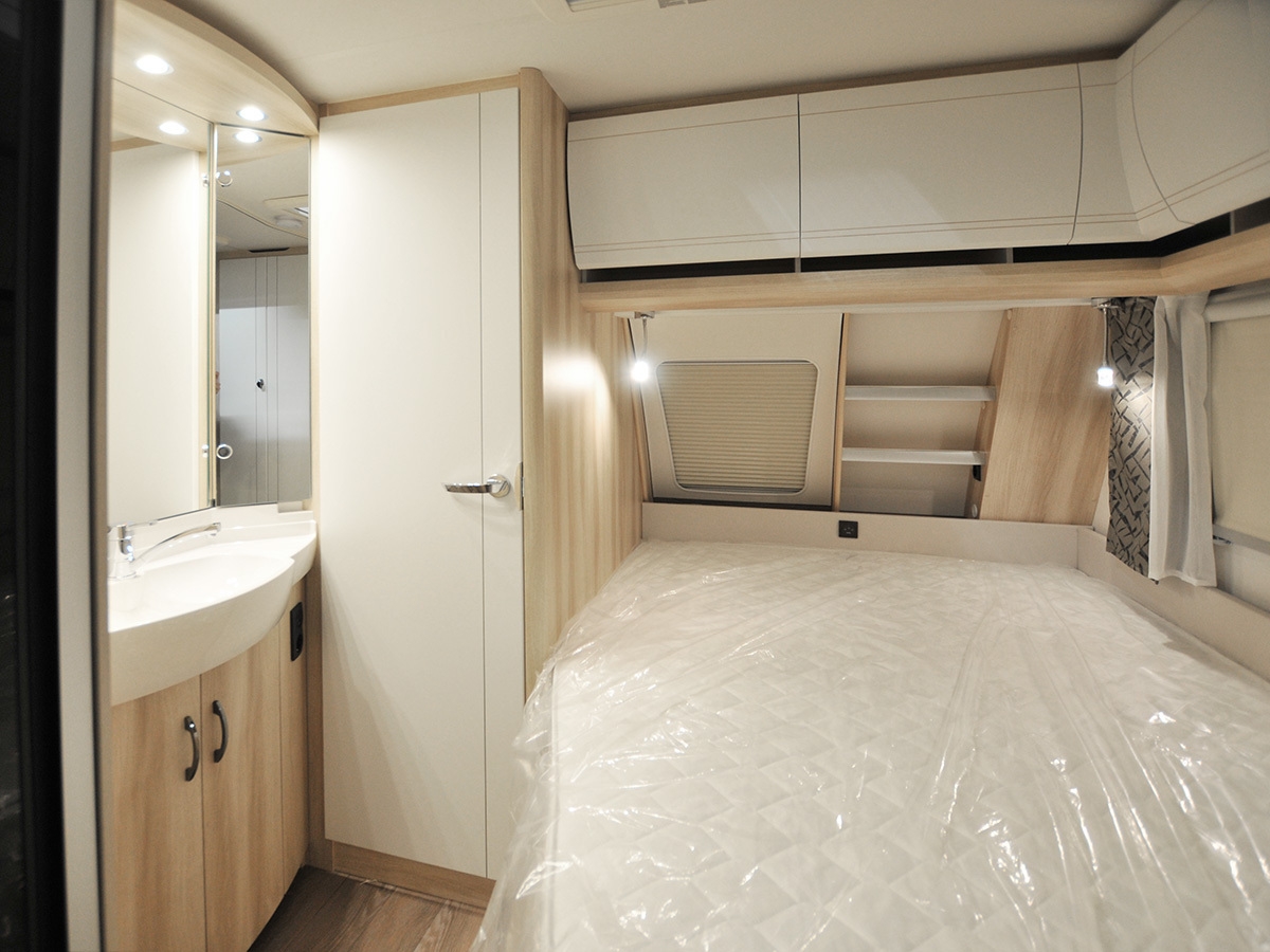 Hobby De Luxe 460 UFe 2025 caravan