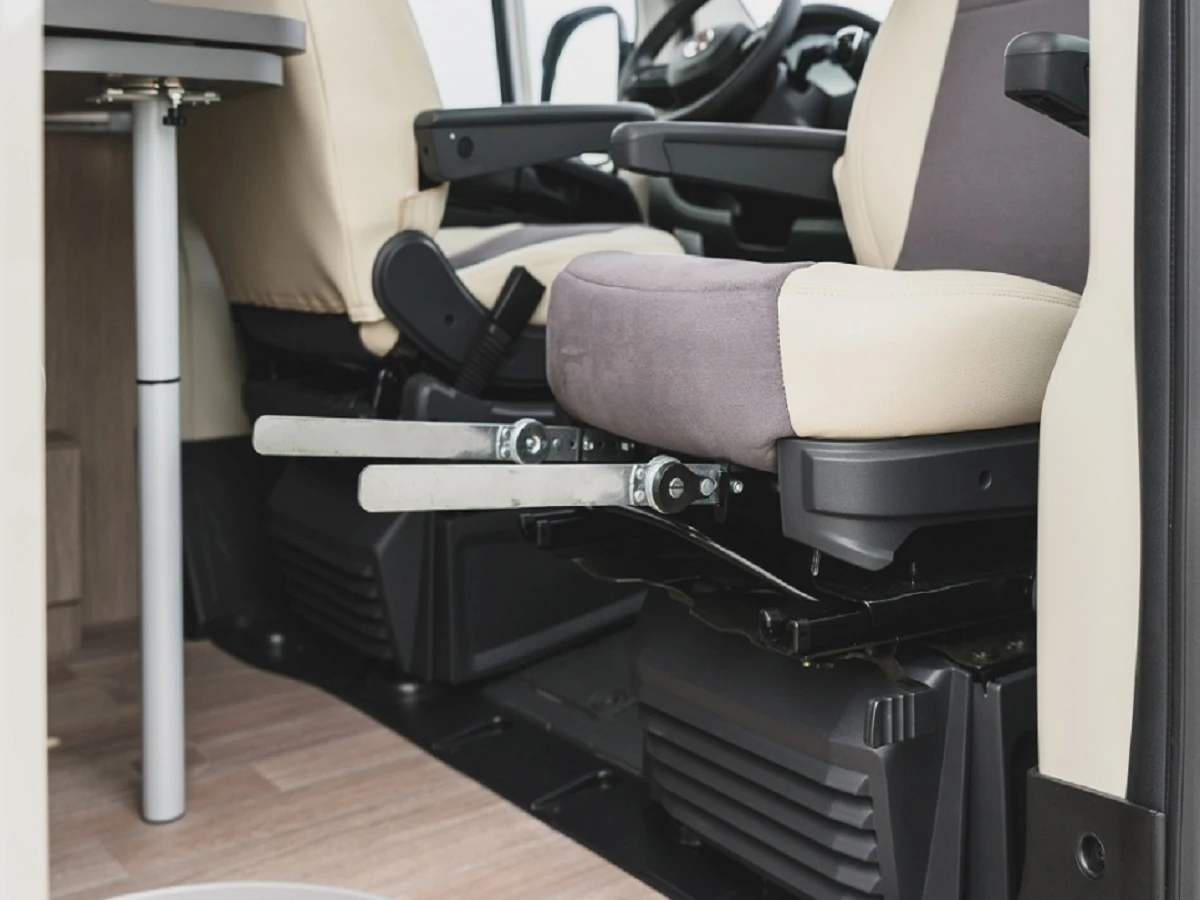 ART MAN TGE- / VW Crafter Beensteun - Anthracite