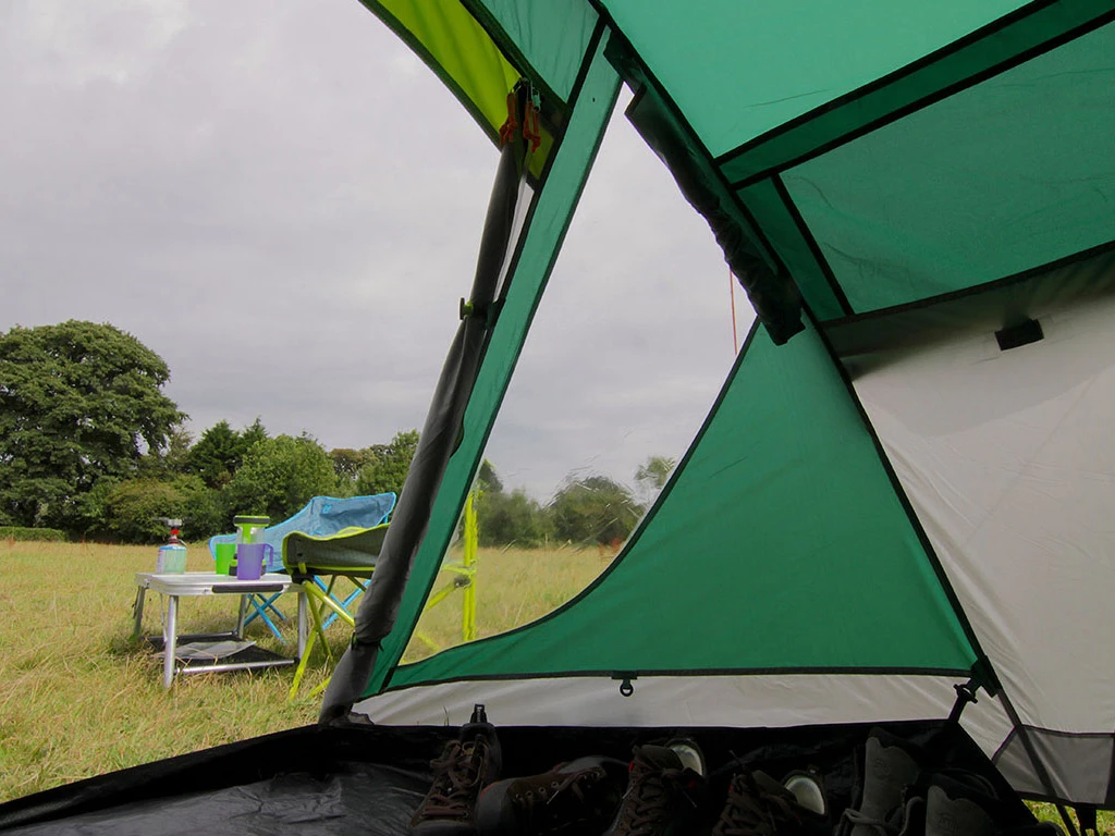 Coleman Kobuk Valley 4 Plus BlackOut koepeltent