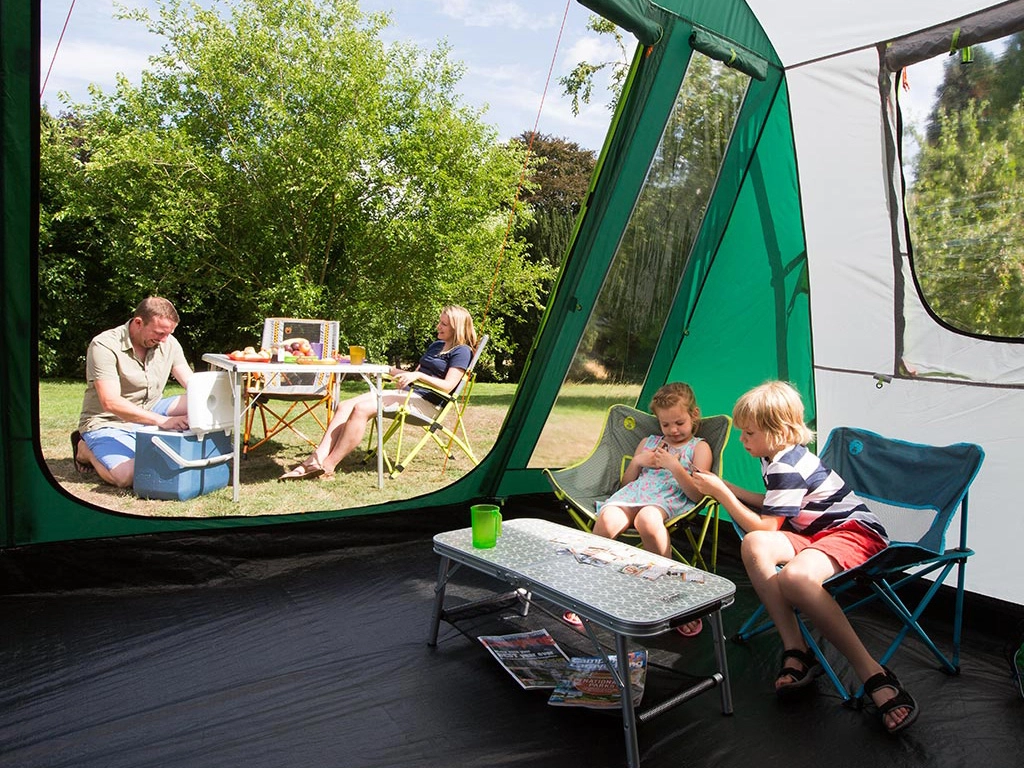 Coleman MacKenzie 6 BlackOut Vis-à-Vis tunneltent