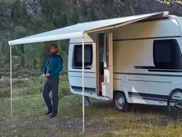 Thule Omnistor 6300 wit 400 Mystic Grey cassetteluifel