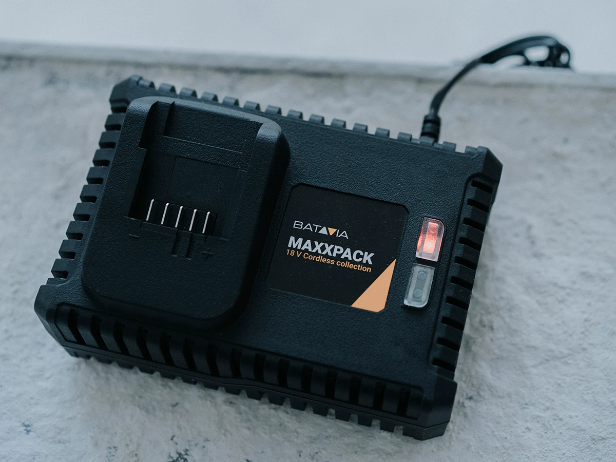 Batavia Maxxpack 18 Volt 4 Ah snellader