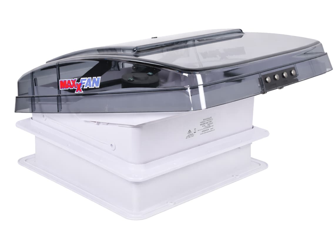 Maxxfan Deluxe Compact 28 x 28 dakluik met ventilator - transparent