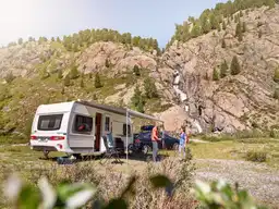 Thule Omnistor 6300 wit 400 Mystic Grey cassetteluifel