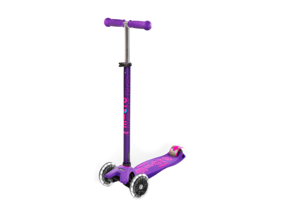 Maxi Micro Deluxe LED 3-wiel step