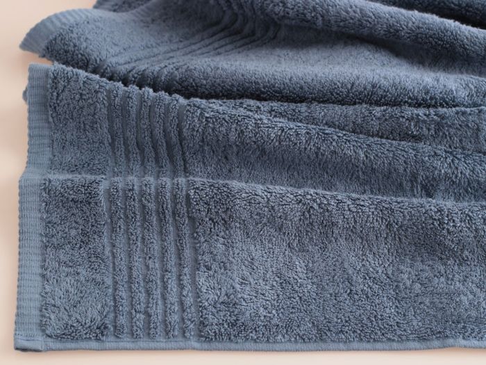 PHLOX Supreme 50 x 100 cm set van 6 handdoeken - ijsblauw