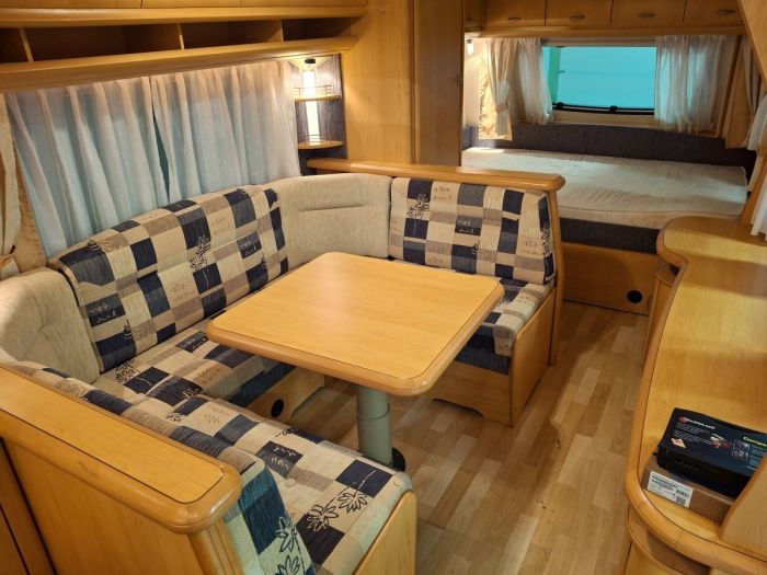 Hobby De Luxe 520 TMF 2008 caravan