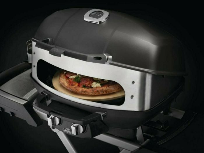 Napoleon TravelQ285 rotisserie en pizzaoven