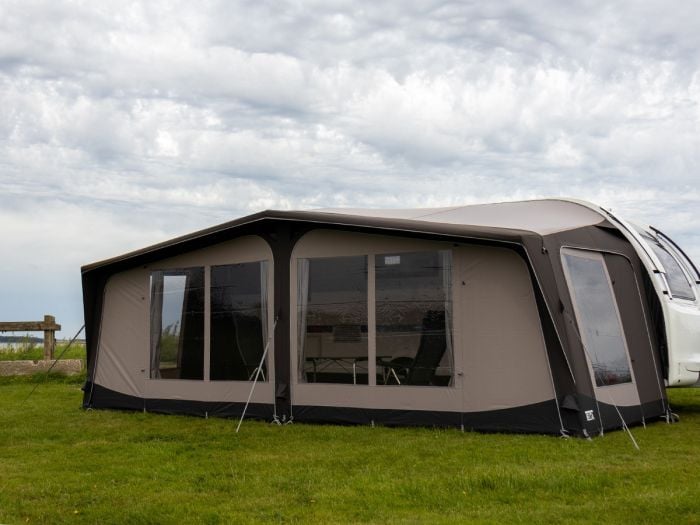 Telta Lounge Maat 18 (1075 - 1100 cm) opblaasbare caravanvoortent