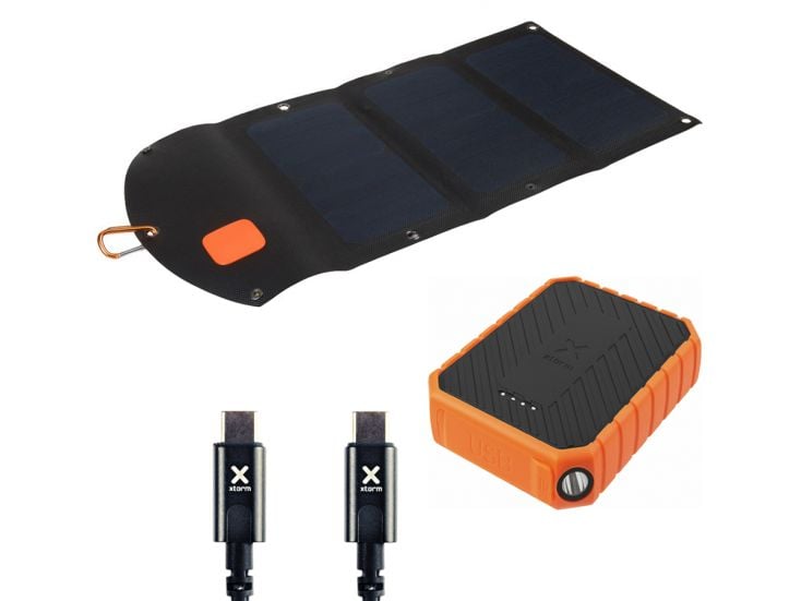 Xtorm 21 Watt SolarBooster met Rugged 10.000 mah Powerbank en USB-C kabel