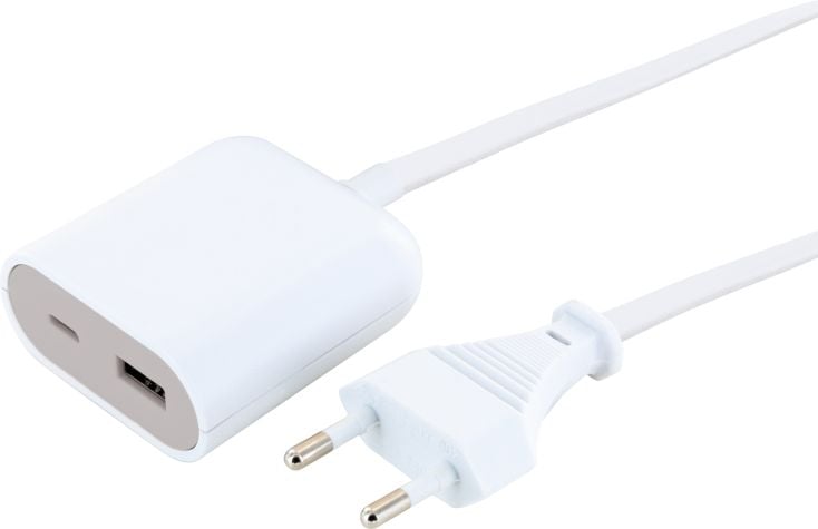 Schwaiger USB verlengkabel en oplaadadapter