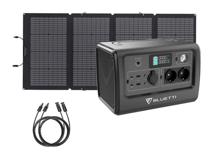 Bluetti EB70 met 220 Watt zonnepaneel