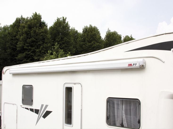Fiamma Drip Stop regengoot wit 300 cm