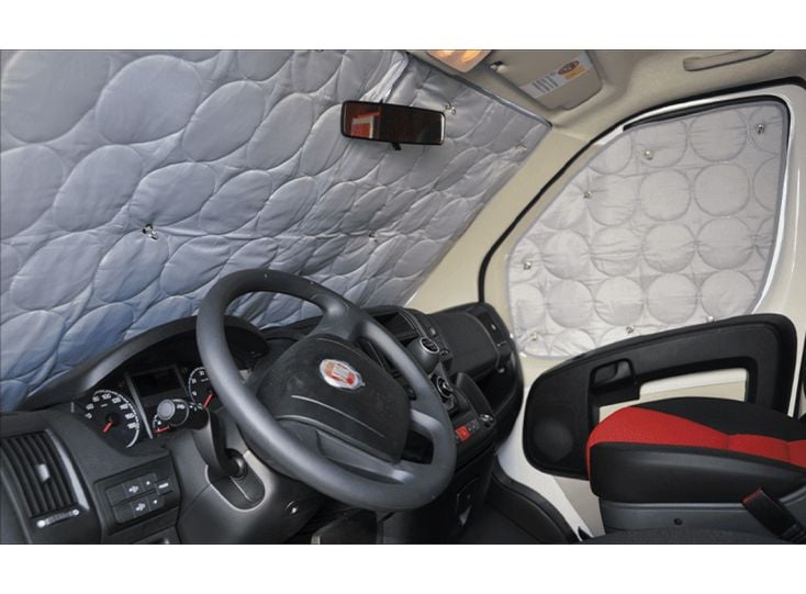 H.T.D. Renault Traffic / Vivaro raamisolatie