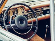 Caliber 1 DIN autoradio met bluetooth - Retro Chroom Design thumbnail