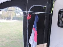Dometic Hanging Rail front to rear garderobestang thumbnail