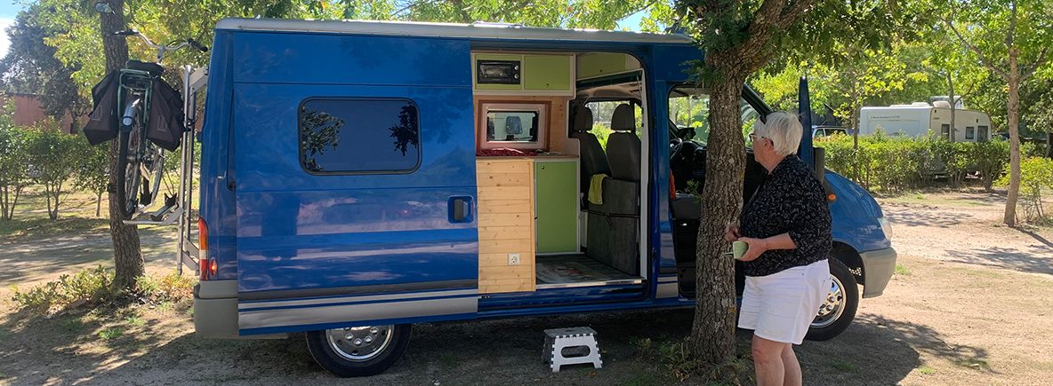 Een kijkje in de camper van Cor en Annet