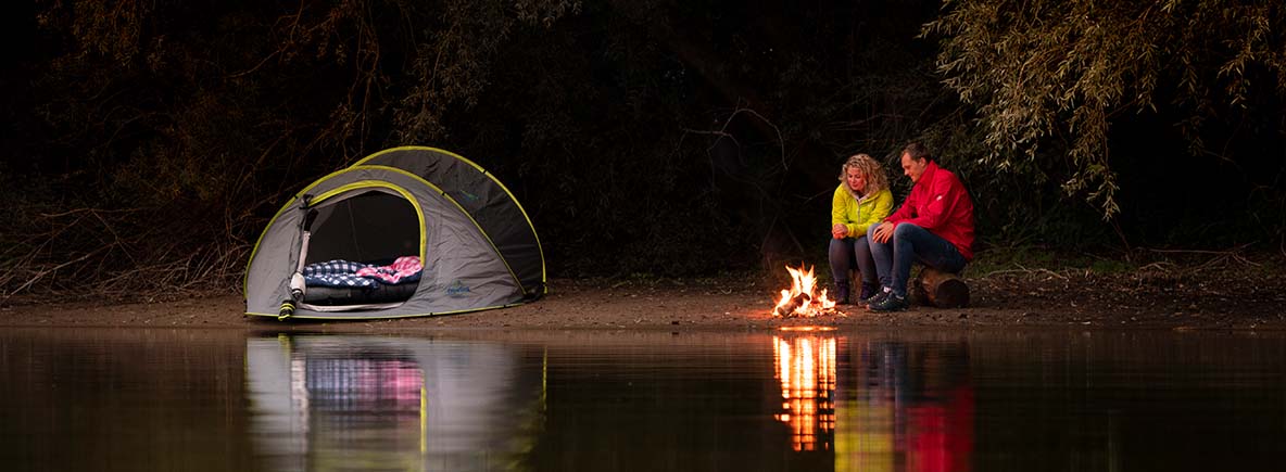 pop-up tent opvouwen