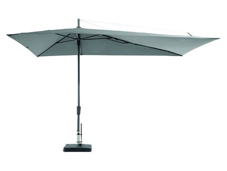 tuinmeubeltrends 2021: asymmetrische parasol